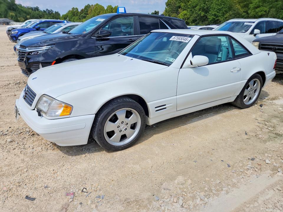MERCEDES-BENZ SL 2000 with VIN WDBFA68F9YF192593 - Photo from auction