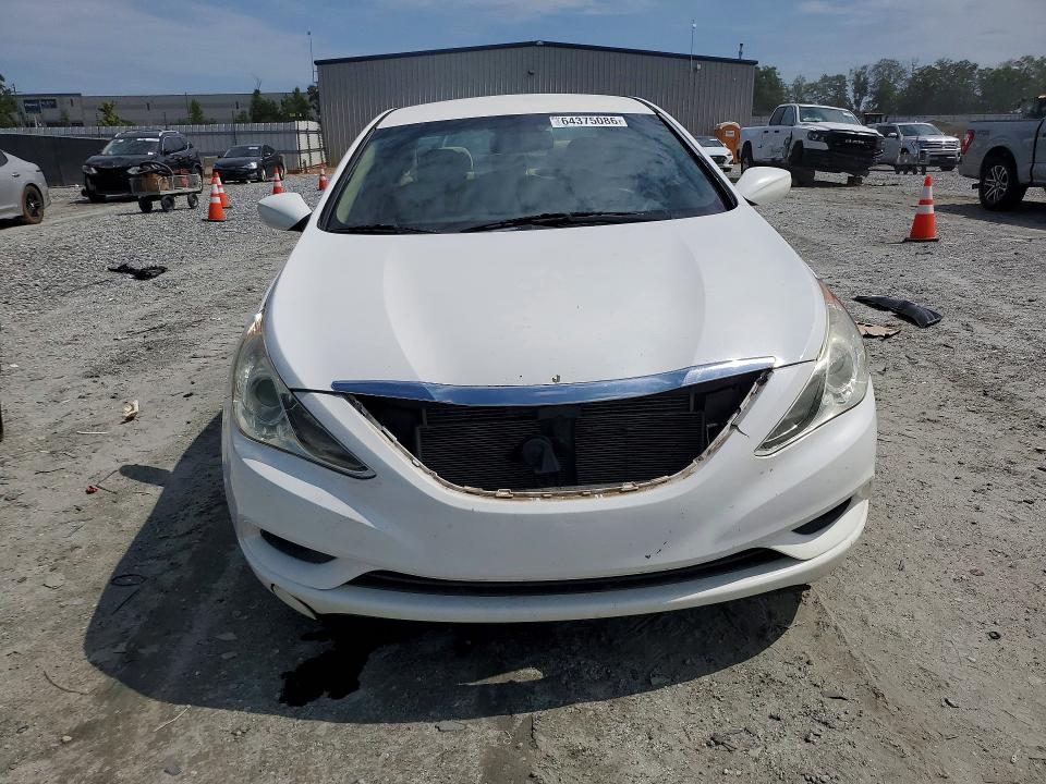 Photo 5 from auction – 2012 HYUNDAI SONATA with VIN 5NPEB4AC3CH496175