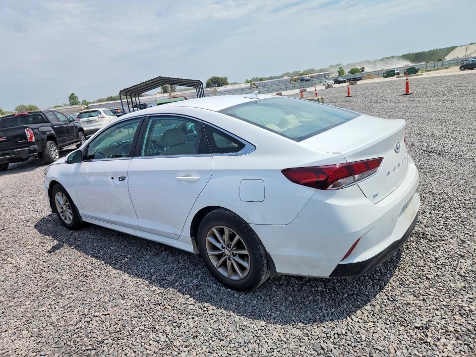 Photo 2 from auction – 2018 HYUNDAI SONATA with VIN 5NPE24AF5JH721848