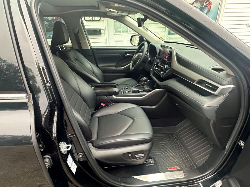 Photo 11 from auction – 2022 TOYOTA HIGHLANDER with VIN 5TDGZRBH5NS217155