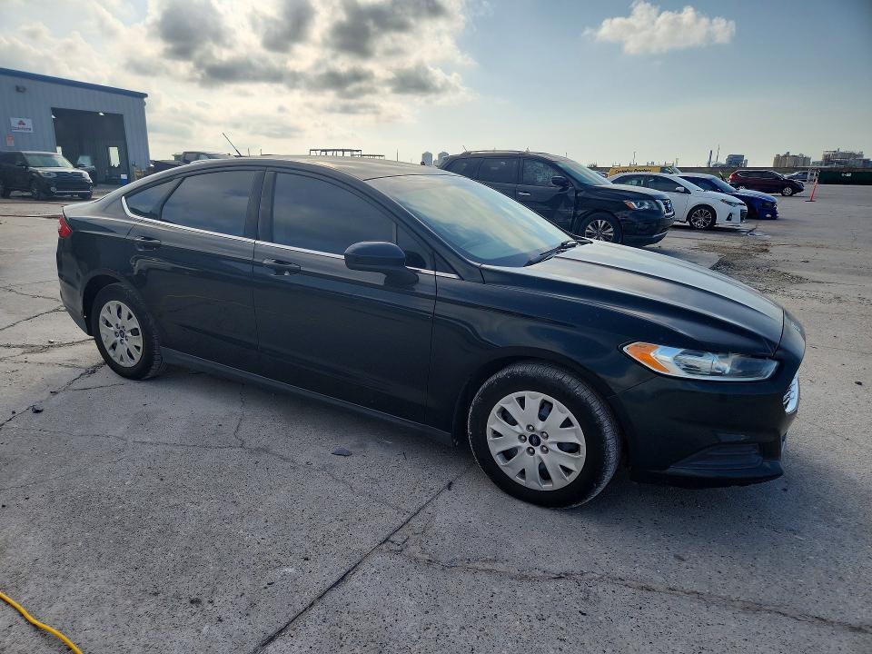 Photo 4 from auction – 2014 FORD FUSION with VIN 3FA6P0G75ER244152
