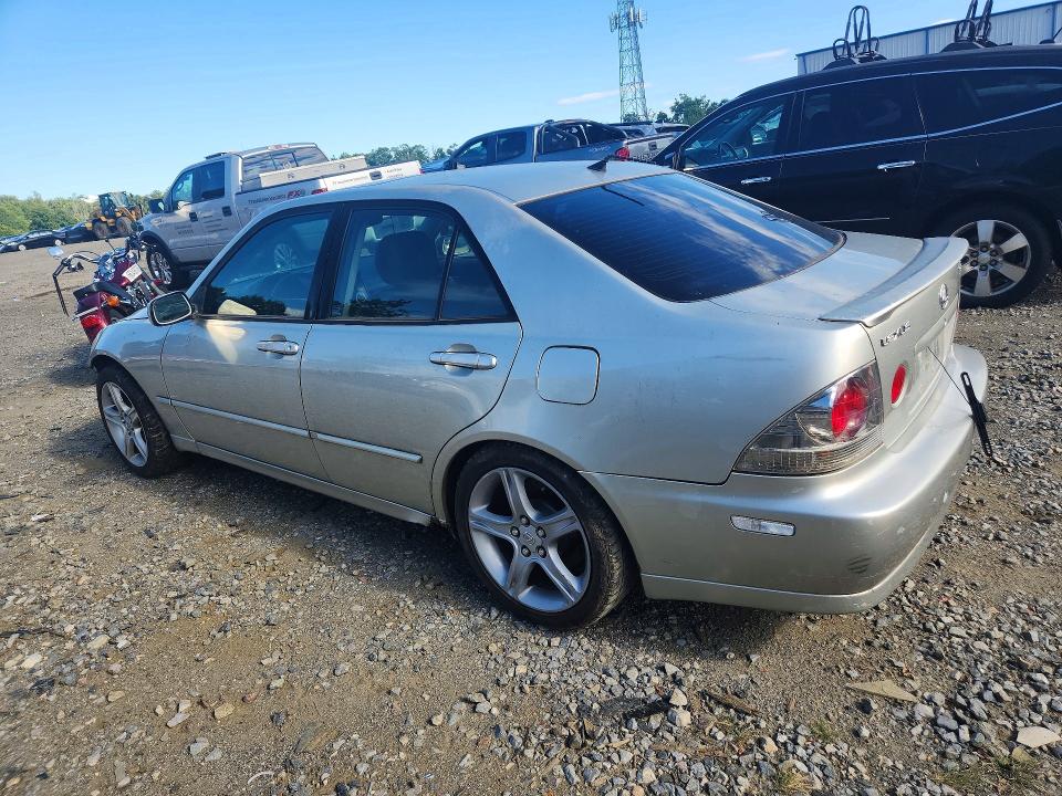 Photo 2 from auction – 2003 LEXUS IS 300 with VIN JTHBD192X30079588