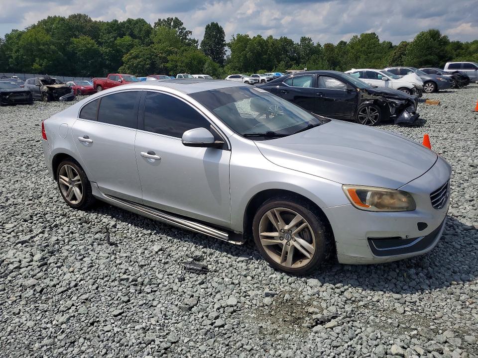Photo 4 from auction – 2014 VOLVO S60 with VIN YV1612FS2E2275905