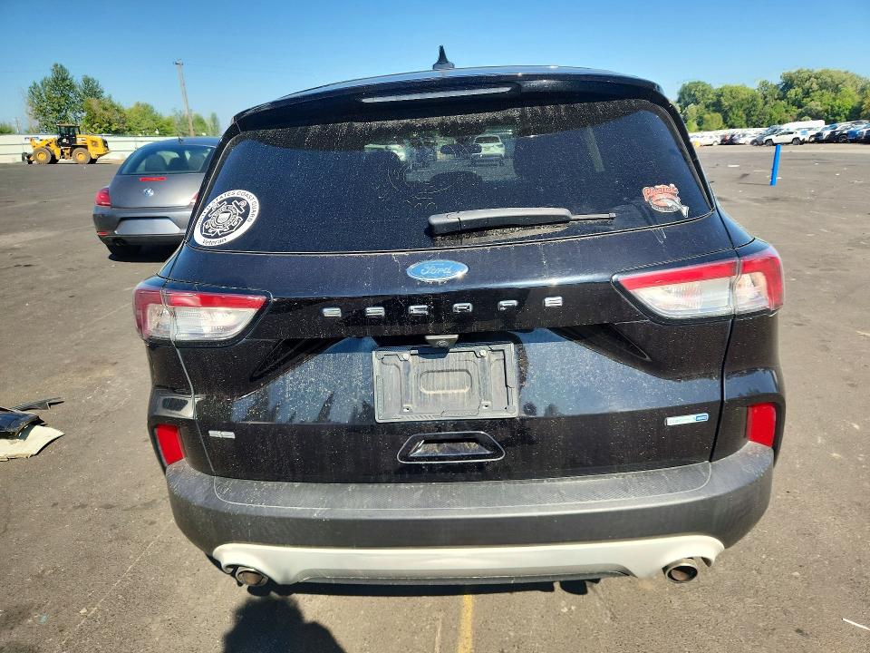 Photo 6 from auction – 2020 FORD ESCAPE with VIN 1FMCU9G65LUA30071
