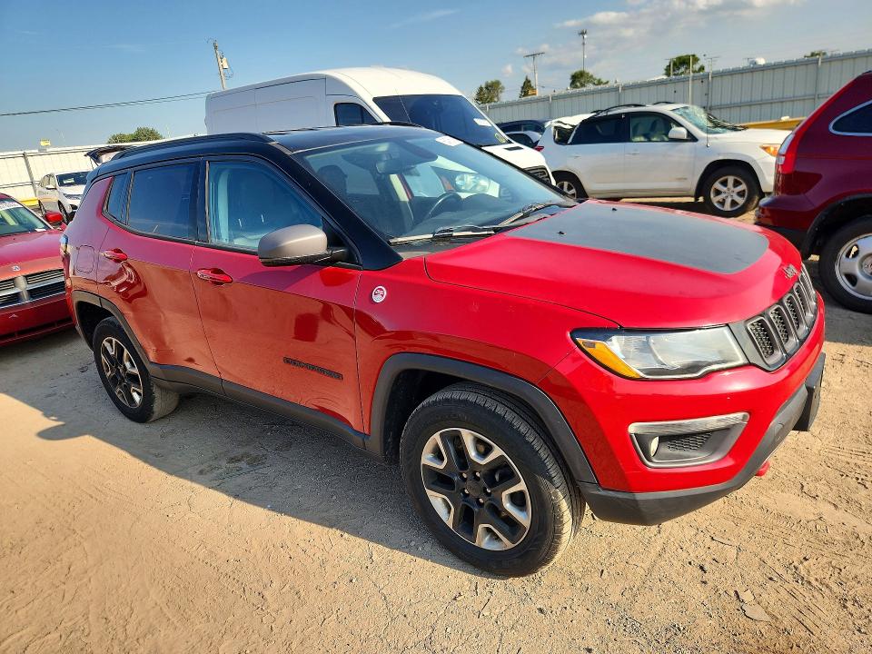 Photo 4 from auction – 2018 JEEP COMPASS with VIN 3C4NJDDB3JT441955
