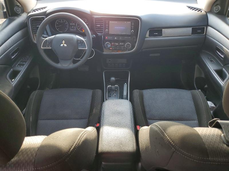 Photo 8 from auction – 2018 MITSUBISHI OUTLANDER with VIN JA4AD2A37JZ039334