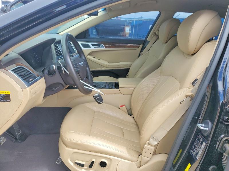 Photo 7 from auction – 2016 HYUNDAI GENESIS with VIN KMHGN4JE1GU128232