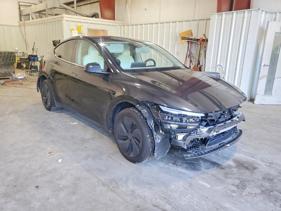 Photo 4 from auction – 2026 TESLA MODEL Y with VIN 7SAYGDEE0TF431716