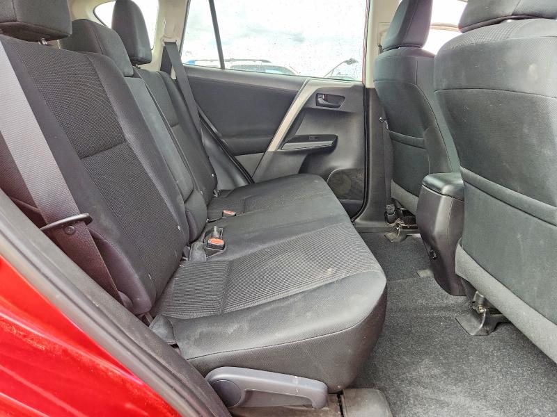 Photo 11 from auction – 2017 TOYOTA RAV4 with VIN 2T3BFREV4HW624939