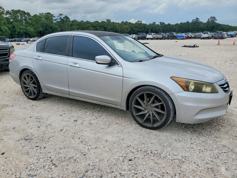 Photo 4 from auction – 2012 HONDA ACCORD with VIN 1HGCP2F65CA232786