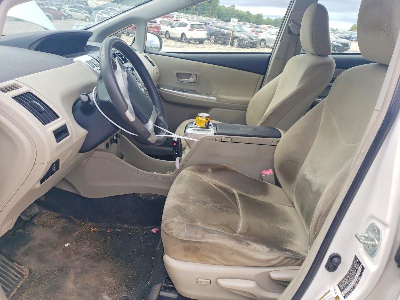 Photo 7 from auction – 2013 TOYOTA PRIUS V with VIN JTDZN3EUXD3230865