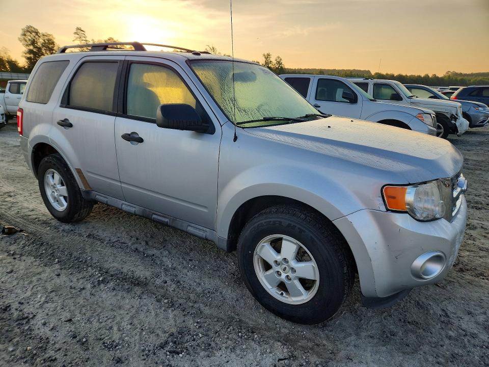 Photo 4 from auction – 2012 FORD ESCAPE with VIN 1FMCU0D74CKA98981