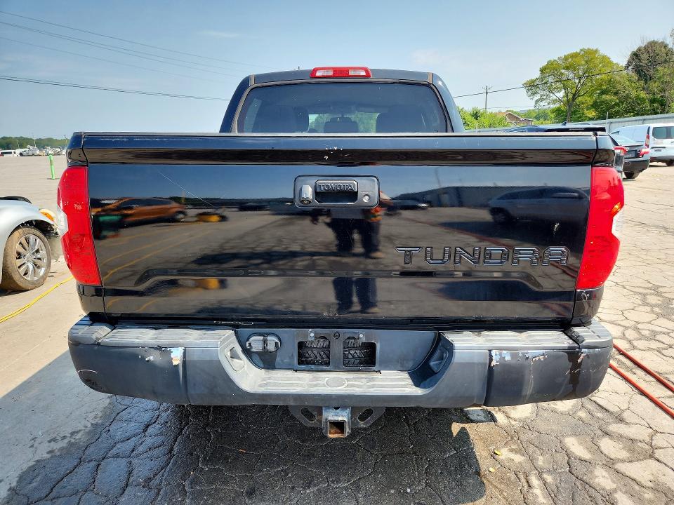 Photo 6 from auction – 2015 TOYOTA TUNDRA with VIN 5TFDW5F17FX463945