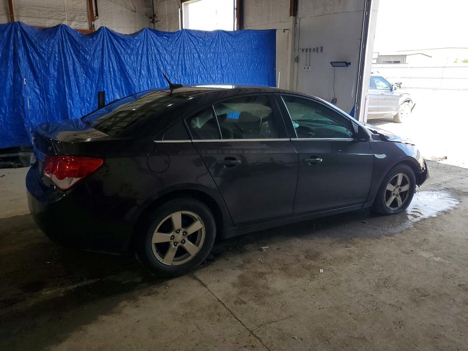 Photo 3 from auction – 2014 CHEVROLET CRUZE with VIN 1G1PC5SB2E7307355
