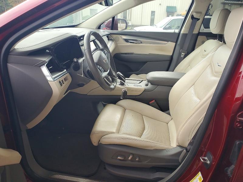 Photo 7 from auction – 2017 CADILLAC XT5 with VIN 1GYKNBRSXHZ128001