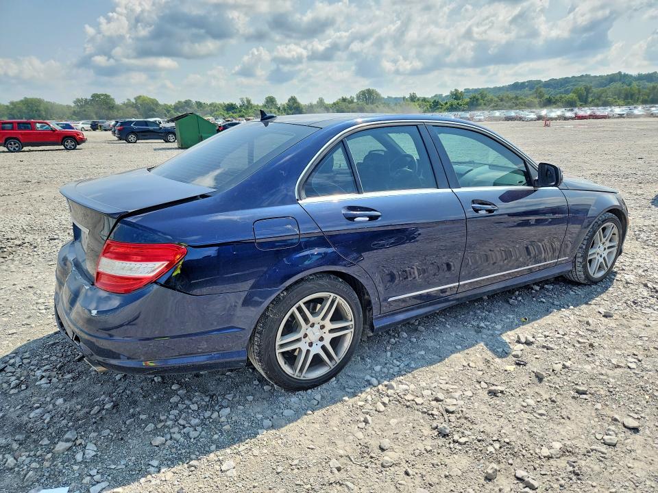 Photo 3 from auction – 2008 MERCEDES-BENZ C with VIN WDDGF56X18F045025