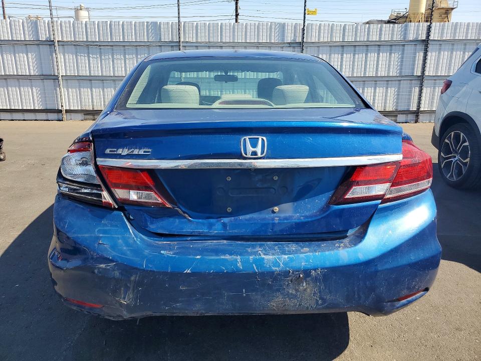 Photo 6 from auction – 2015 HONDA CIVIC with VIN 19XFB2E55FE041874