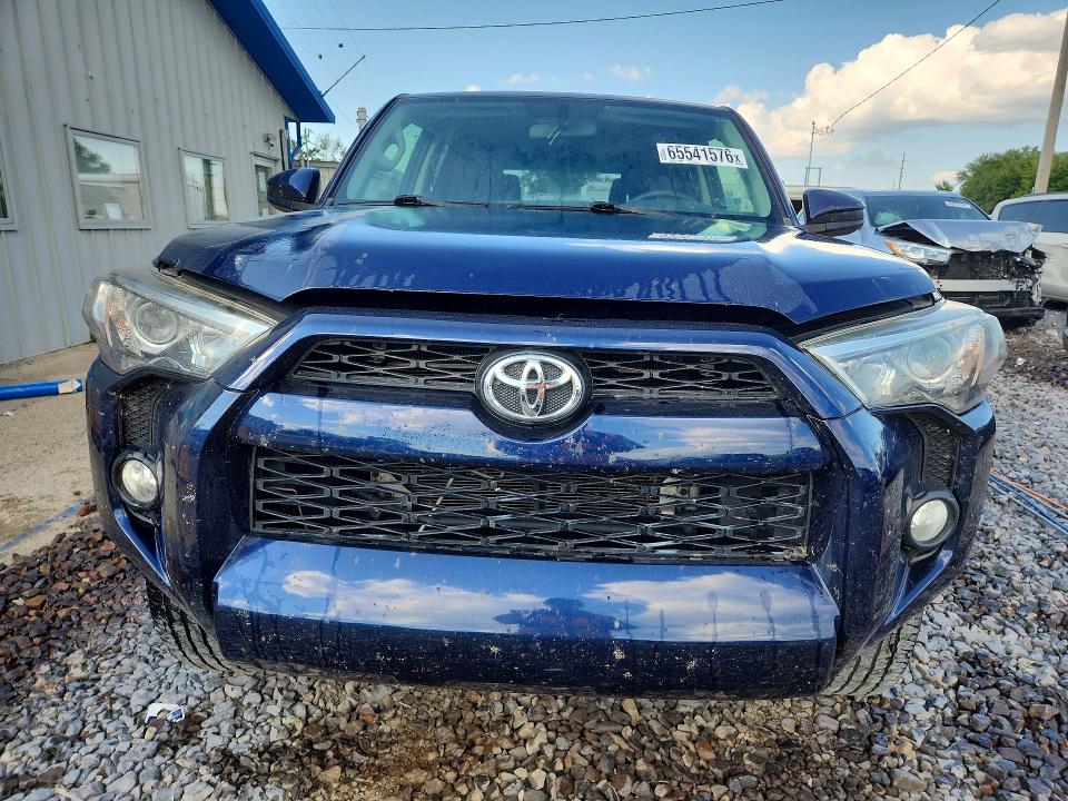 Photo 5 from auction – 2019 TOYOTA 4RUNNER with VIN JTEBU5JR3K5614324
