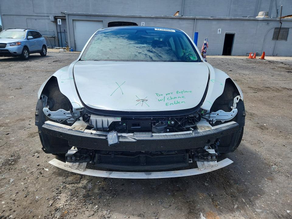 Photo 5 from auction – 2020 TESLA MODEL 3 with VIN 5YJ3E1EB7LF636936