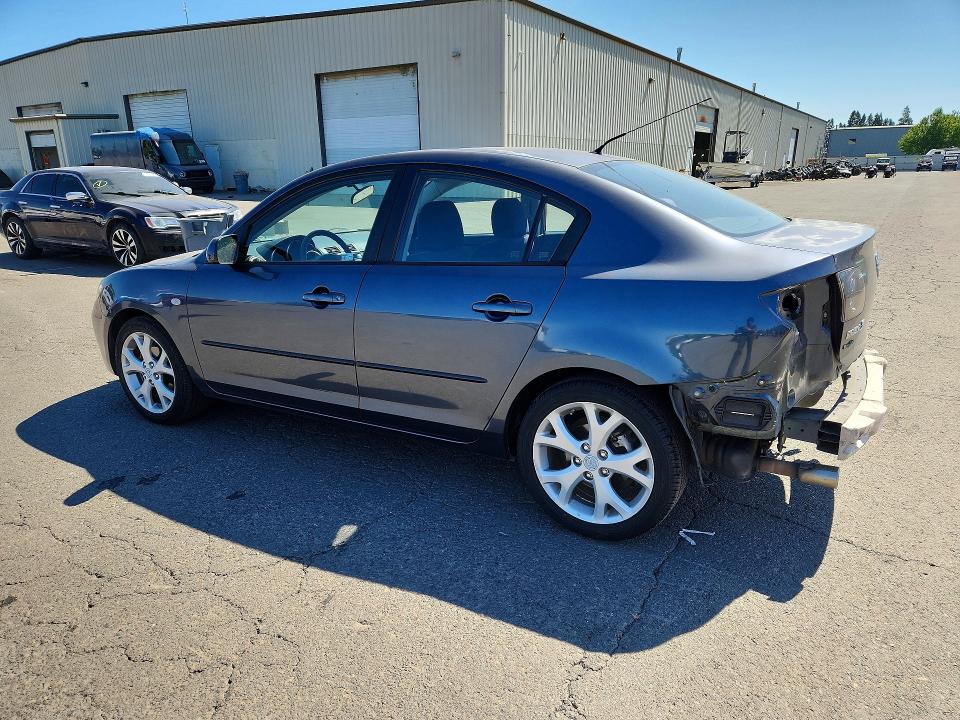 Photo 2 from auction – 2008 MAZDA 3 with VIN JM1BK32G481138838