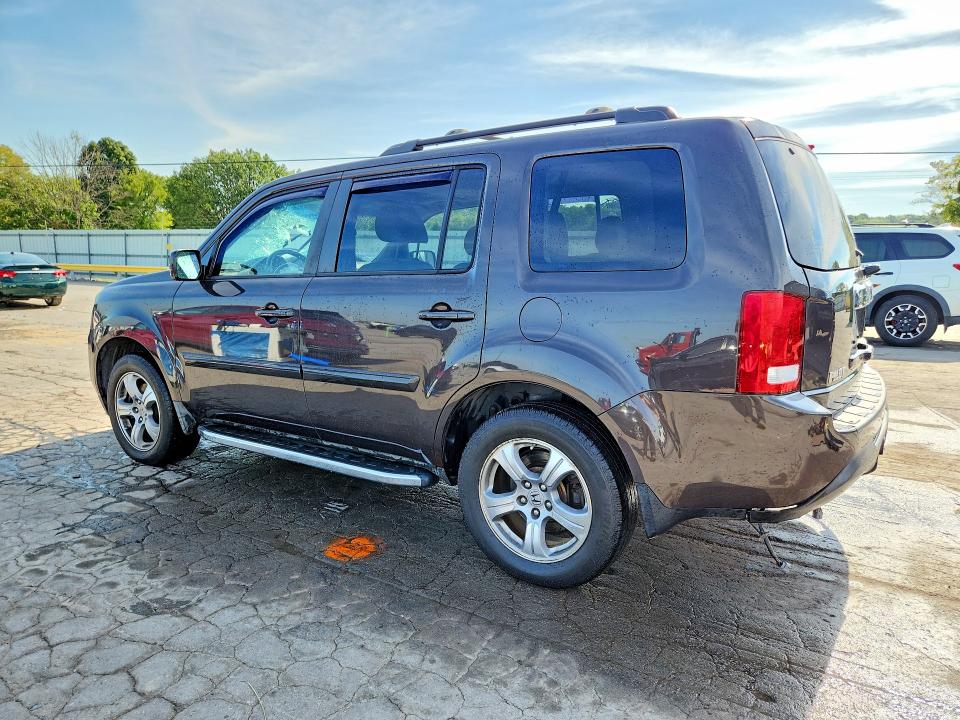 Photo 2 from auction – 2012 HONDA PILOT with VIN 5FNYF4H56CB047242