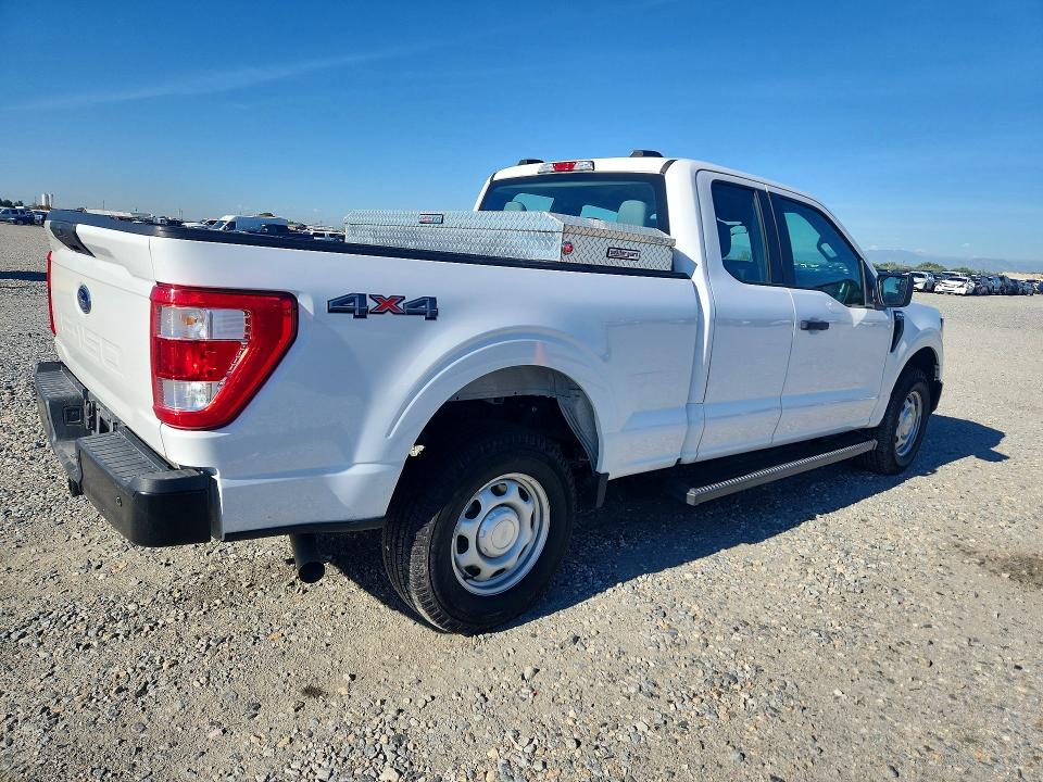 Photo 3 from auction – 2023 FORD F150 with VIN 1FTFX1E54PKD64632
