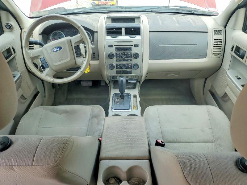 Photo 8 from auction – 2010 FORD ESCAPE with VIN 1FMCU0D76AKC66617