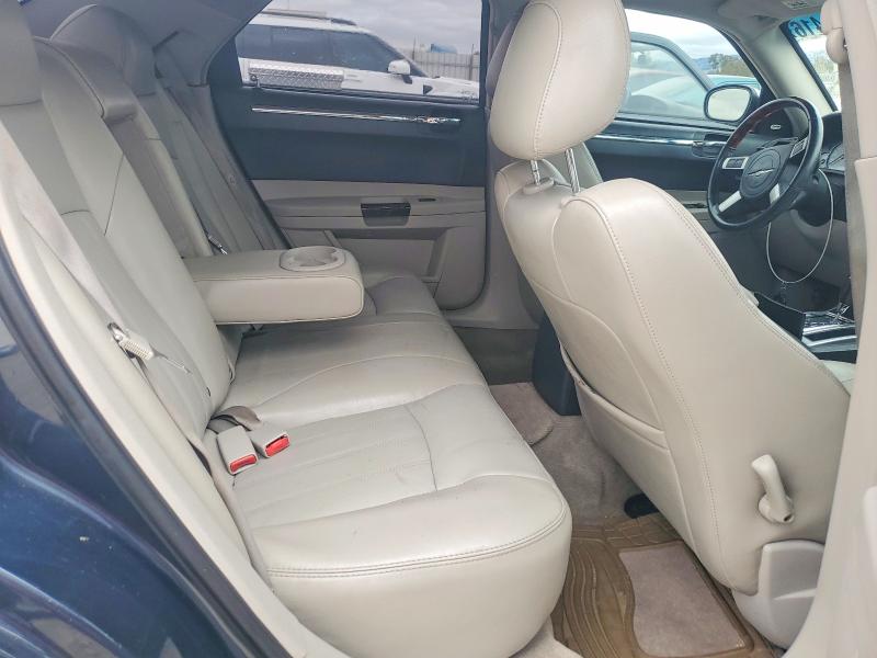 Photo 10 from auction – 2007 CHRYSLER 300C with VIN 2C3KA63H97H898277