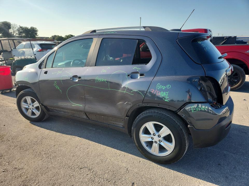 Photo 2 from auction – 2016 CHEVROLET TRAX with VIN 3GNCJLSB0GL223718