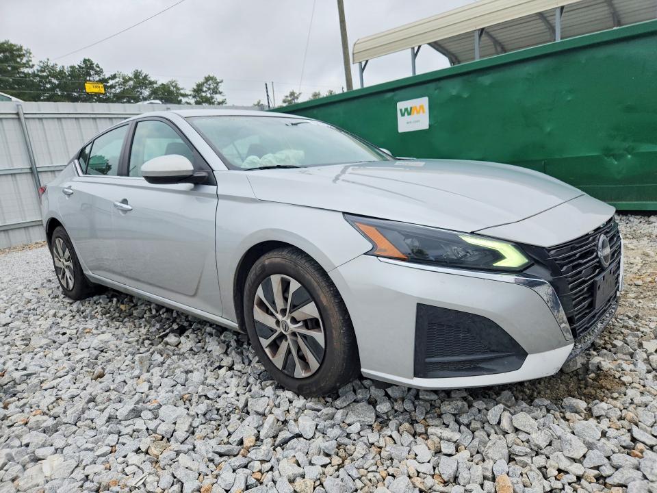 Photo 4 from auction – 2023 NISSAN ALTIMA with VIN 1N4BL4BV3PN370992