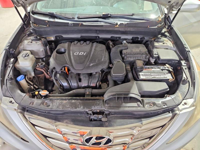 Снимка 11 от търг – 2011 HYUNDAI SONATA с VIN 5NPEC4AC0BH117371