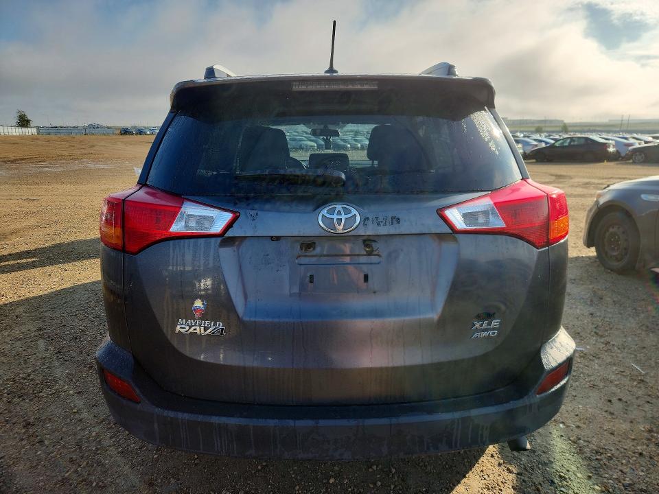 Photo 6 from auction – 2015 TOYOTA RAV4 with VIN 2T3RFREVXFW359309