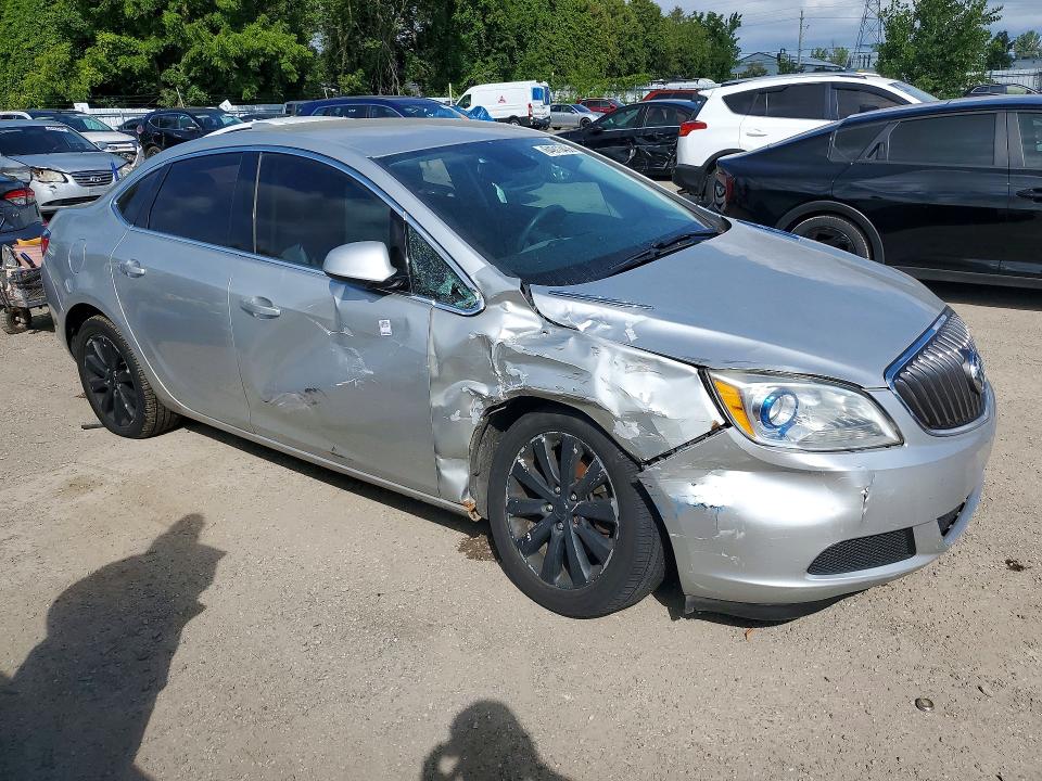 Photo 4 from auction – 2017 BUICK VERANO with VIN 1G4P15SK4H4103042