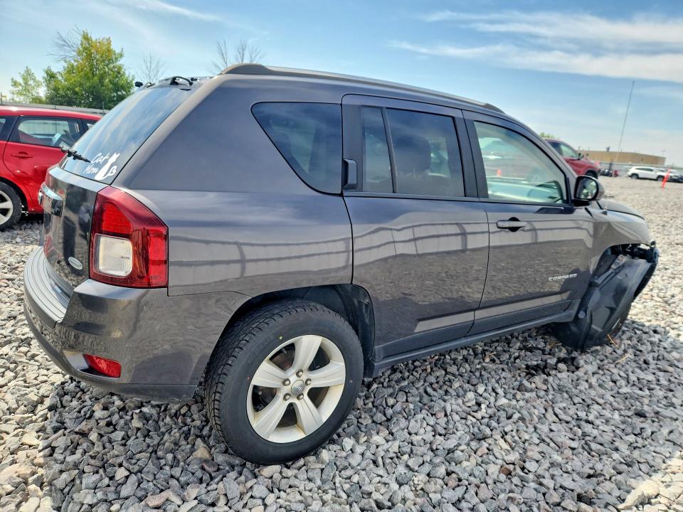 Photo 3 from auction – 2014 JEEP COMPASS with VIN 1C4NJDEB7ED759877