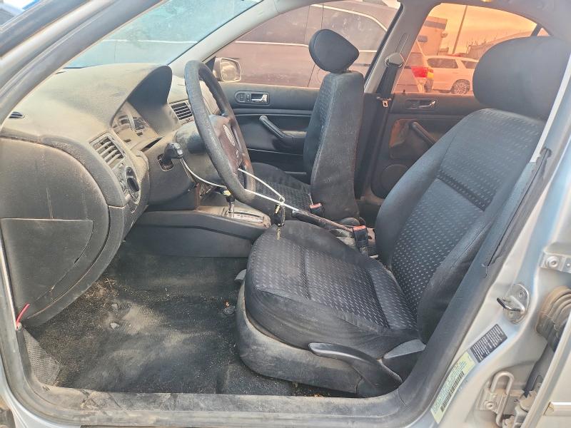 Photo 7 from auction – 2004 VOLKSWAGEN JETTA with VIN 3VWRA69M04M145472