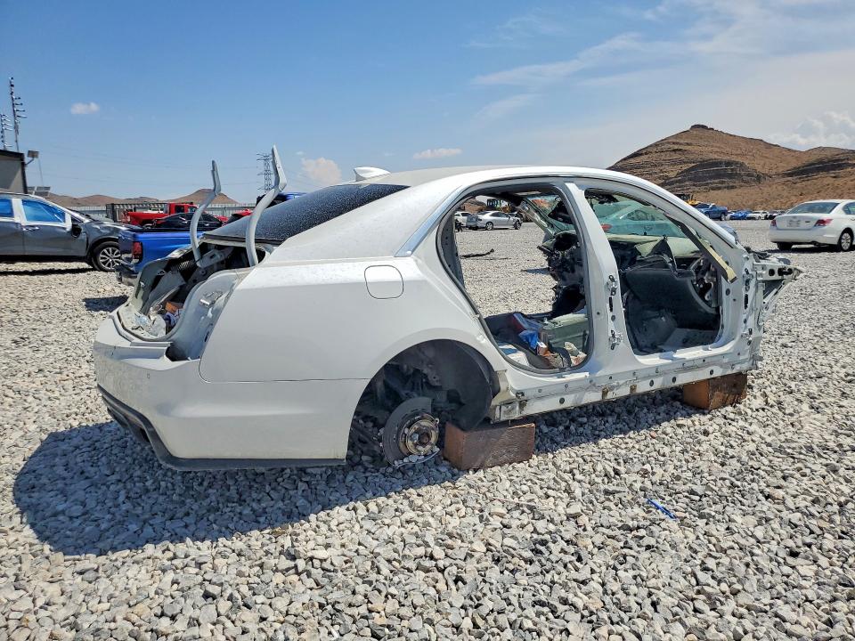 Photo 3 from auction – 2018 CADILLAC CTS-V with VIN 1G6A15S64J0161598