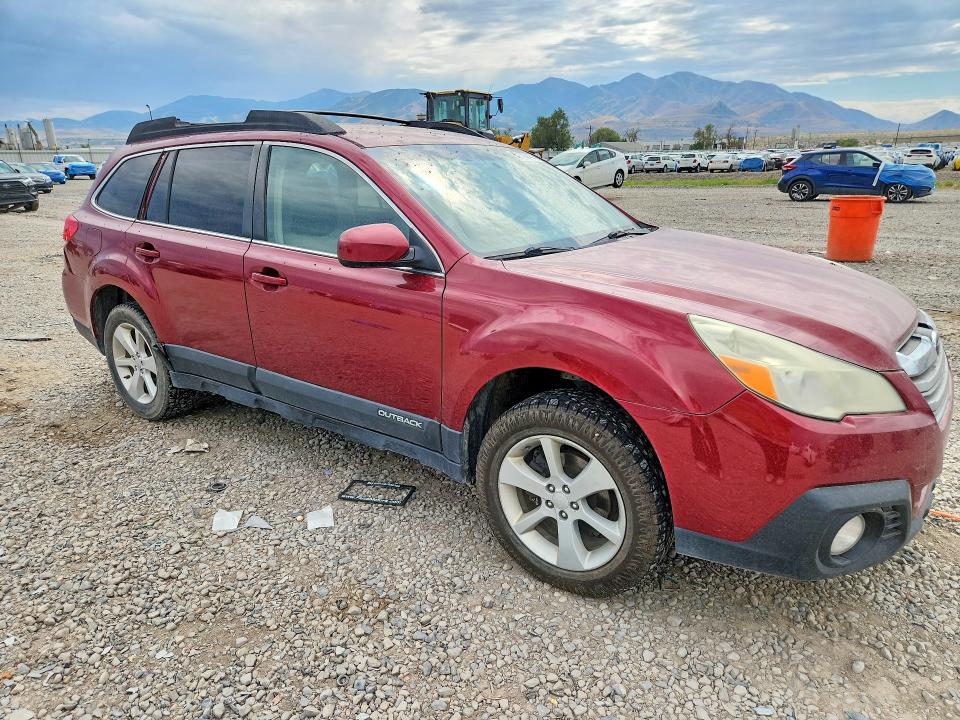 Photo 4 from auction – 2013 SUBARU OUTBACK with VIN 4S4BRBBC1D3267455