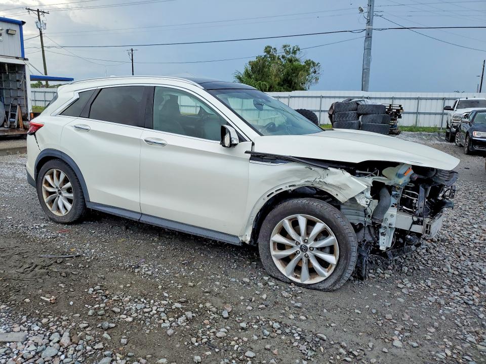 Photo 4 from auction – 2019 INFINITI QX50 with VIN 3PCAJ5M38KF117302