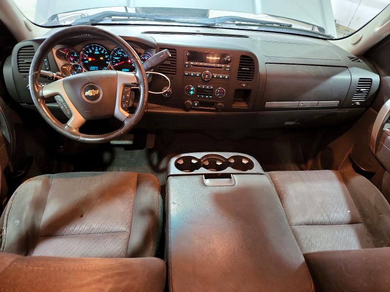 Снимка 8 от търг – 2013 CHEVROLET SILVERADO с VIN 1GCRKSE73DZ298936