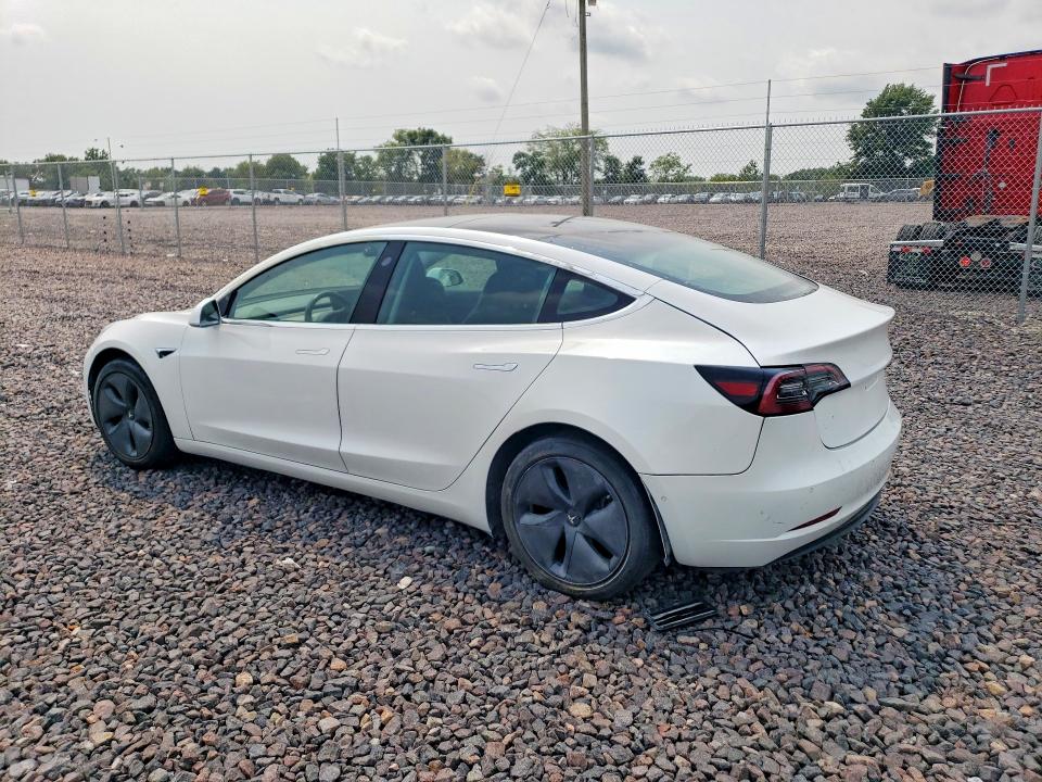Photo 2 from auction – 2019 TESLA MODEL 3 with VIN 5YJ3E1EA1KF401681