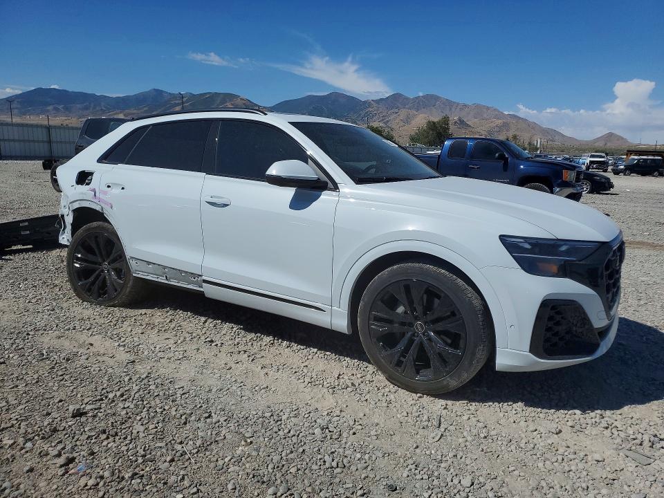 Photo 4 from auction – 2025 AUDI Q8 with VIN WA1EVBF19SD010289