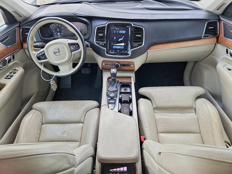 Photo 8 from auction – 2017 VOLVO XC90 with VIN YV4A22PL9H1182326