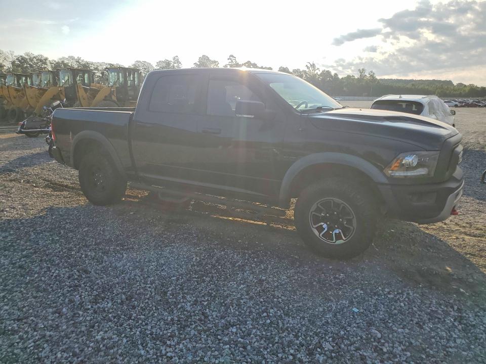 Photo 4 from auction – 2016 RAM 1500 with VIN 1C6RR7YT5GS105286