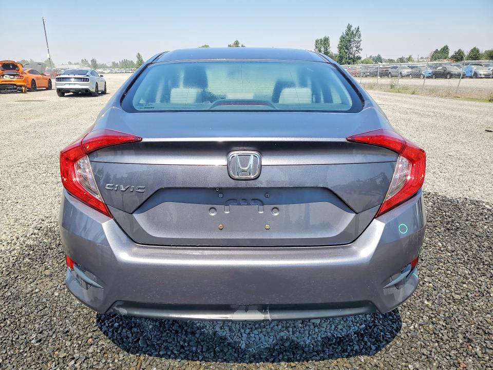 Photo 6 from auction – 2018 HONDA CIVIC with VIN 2HGFC2F59JH608727