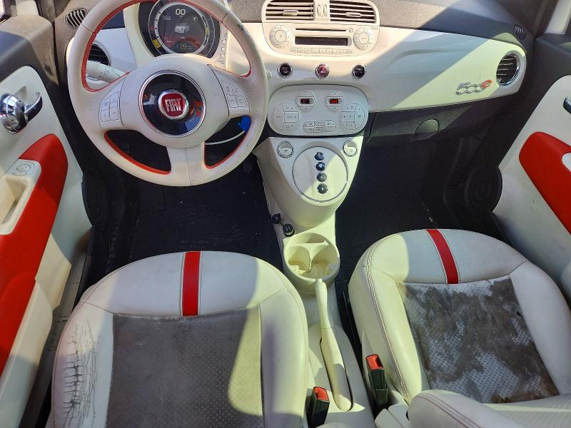 Photo 8 from auction – 2014 FIAT 500 with VIN 3C3CFFGE7ET172623