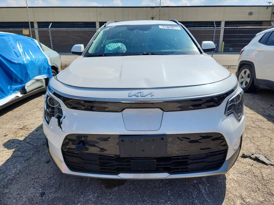 Photo 5 from auction – 2023 KIA NIRO with VIN KNDCR3L19P5045248