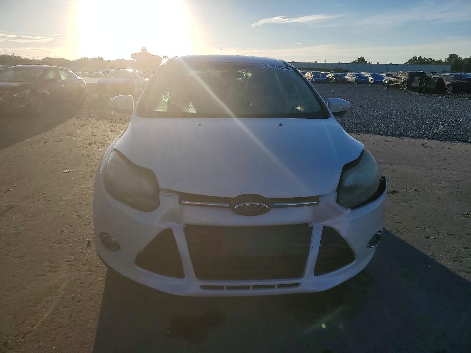 Photo 5 from auction – 2013 FORD FOCUS with VIN 1FADP3N27DL349689