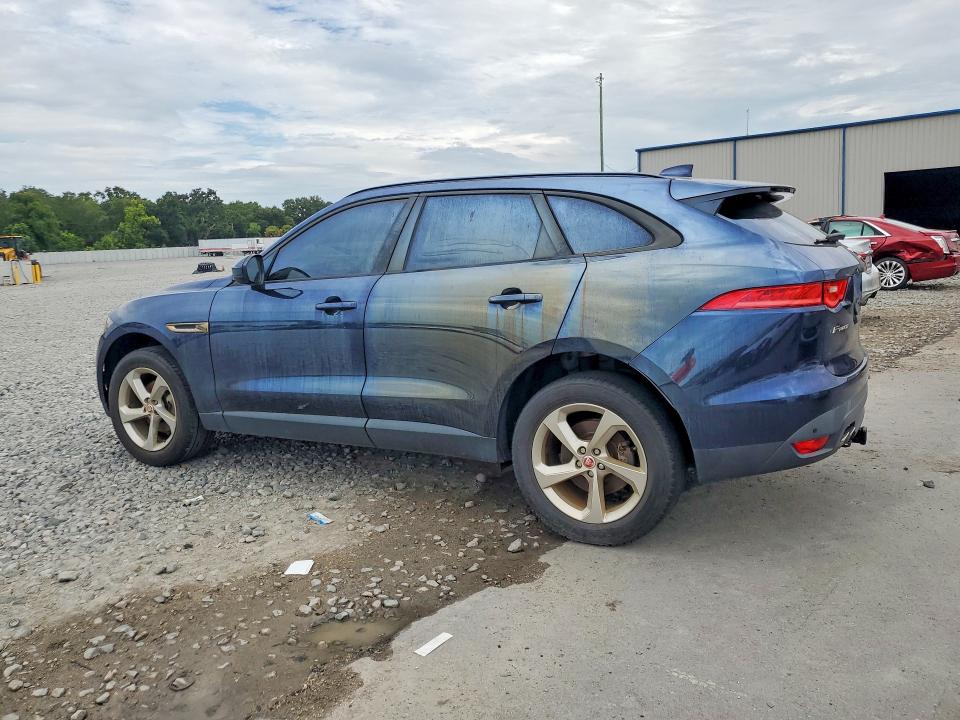 Photo 2 from auction – 2018 JAGUAR F-PACE with VIN SADCJ2FN1JA263395
