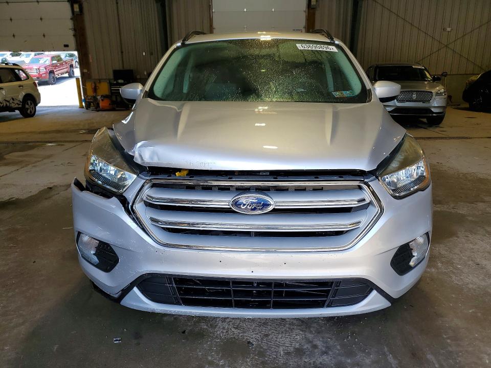 Photo 5 from auction – 2018 FORD ESCAPE with VIN 1FMCU9GD5JUA49778
