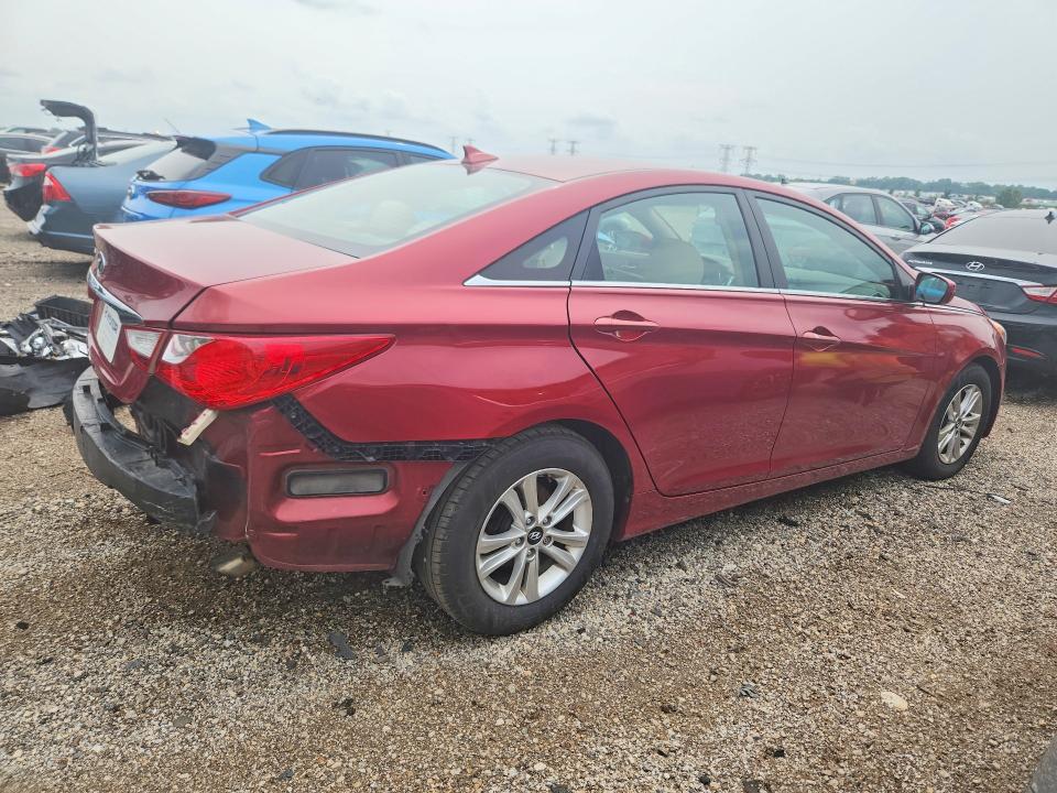 Photo 3 from auction – 2013 HYUNDAI SONATA with VIN 5NPEB4AC9DH764678